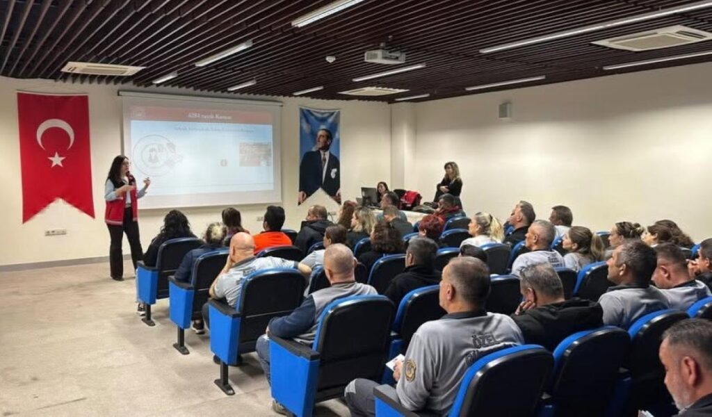 Sinop Havalimanı Personeline 'Kadına Yönelik Şiddetle Mücadele' Eğitimi! sinop havalimani personeline kadina yonelik siddetle mucadele egitimi habermeydan e1790691814491