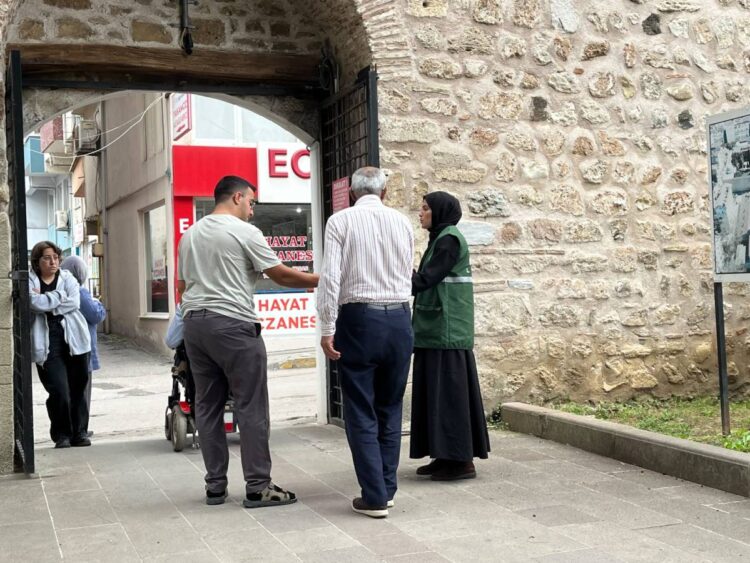 Sinop'ta, Cuma Namazı Çıkışı Teknoloji ve Bağımlılık Farkındalığı! sinopta cuma namazi cikisi teknoloji ve bagimlilik farkindaligi habermeydan