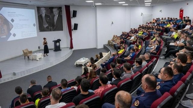 Sinop'ta, Ebeveynlere Özel 'Erken Çocukluk' konferansı! sinopta ebeveynlere ozel erken cocukluk konferansi habermeydan