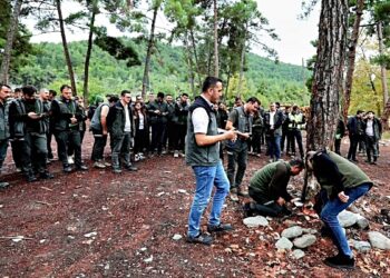 Sinop'ta, Orman Personeline Dijital Takip Sistemi 'ORKOD' Eğitimi! Sinop’ta, Orman Personeline Dijital Takip Sistemi ‘ORKOD’ Eğitimi!