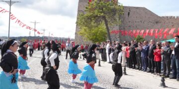 Sinop'ta Tarihi Gün: Atatürk'ün kente gelişinin 98. yılı coşkuyla kutlandı Sinop’ta Tarihi Gün: Atatürk’ün kente gelişinin 98. yılı coşkuyla kutlandı