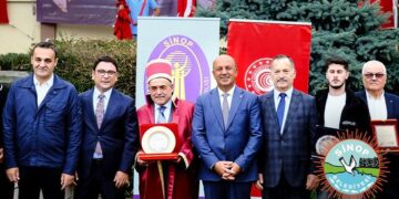 Sinop'ta, Yılın Ahisi Kaftanını Giydi! Sinop’ta, Yılın Ahisi Kaftanını Giydi!