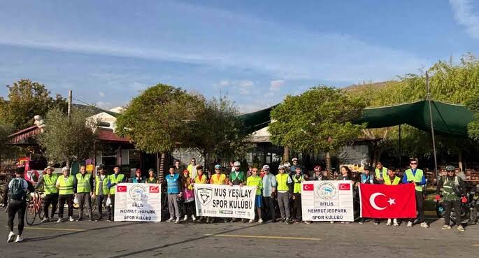 Tatvan'dan Muş'a 50 Bisikletçiden 100 Kilometrelik Doğa ve Tarih Turu! tatvandan musa 50 bisikletciden 100 kilometrelik doga ve tarih turu habermeydan e1790520325159