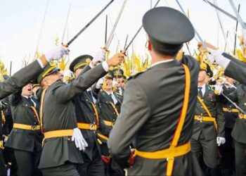 İhraç edilen 5 teğmen hakkında yeni adli soruşturma başlatıldı Küresel piyasalar Fed kararını değerlendiriyor