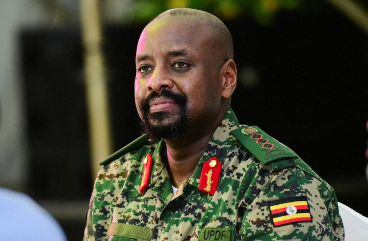 Ugandalı “çılgın general” bu kez Türkiye ile askeri ilişkileri askıya aldı Ugandalı “çılgın general” bu kez Türkiye ile askeri ilişkileri askıya aldı.