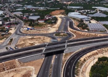 Mersin’de ulaşımda yeni dönem: 2,5 saatlik yol 18 dakikaya inecek Mersin’de ulaşımda yeni dönem: 2,5 saatlik yol 18 dakikaya inecek