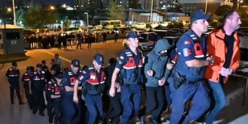 Yahşihan Belediyesi’ne yolsuzluk soruşturması: 15 kişi tutuklandı Yahşihan Belediyesi’ne yolsuzluk soruşturması: 15 kişi tutuklandı