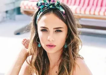 Bahar Şahin’i kızdıran tesettür sorusu
