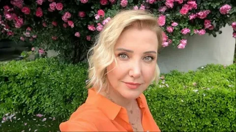 Berna Laçin gözaltına alındı Berna Lacin gozaltina alindi habermeydan