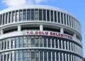 Bolu Belediyesi soruşturmasında 14 sanık hakkında dava: İhaleler ve milyonluk ödemeler mercek altında Bolu Belediyesi soruşturmasında 14 sanık hakkında dava: İhaleler ve milyonluk ödemeler mercek altında