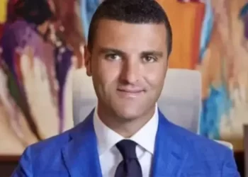 Emir Sarıgül’den teslim kararı: Mali şubeye avukatıyla gitti