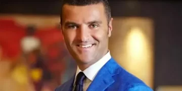 Emir Sarıgül kara para aklama soruşturmasında adliyeye sevk edildi Emir Sarıgül kara para aklama soruşturmasında adliyeye sevk edildi