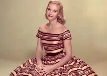 Hollywood yasa boğuldu! Oscar ödüllü Eva Marie Saint hayatını kaybetti Hollywood yasa boğuldu! Oscar ödüllü Eva Marie Saint hayatını kaybetti