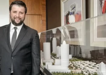 Hamdi Akın’ın oğlu Selim Akın tutuklandı! Gündeme bomba gibi düştü Hamdi Akın’ın oğlu Selim Akın tutuklandı! Gündeme bomba gibi düştü
