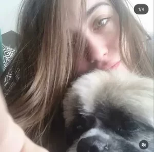 Hazal Kaya 12yillik dostuna veda etti1 habermeydan