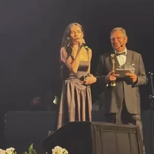 Hazar Ergüçlü’den olay yaratacak itiraf: Aldığım nefesten utanıyorum Hazar Ergucluden olay yaratacak itiraf1 habermeydan