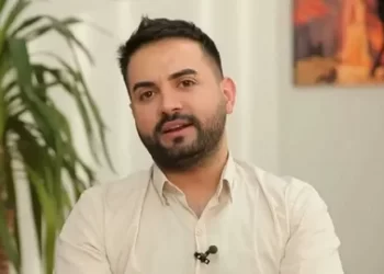 Kadir Ezildi ekranlara veda mı ediyor? En hamarat benim yok, yeni kanalı belli oldu mu? Kadir Ezildi ekranlara veda mı ediyor? En hamarat benim yok, yeni kanalı belli oldu mu?