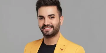 Kadir Ezildi kimdir? Aslen nereli? Kadir Ezildi kimdir? Aslen nereli?