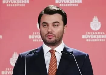 Mehmet Pehlivan'dan cezaevi sevkine tepki: "Bu rutin değil, eziyettir" Mehmet Pehlivan’dan cezaevi sevkine tepki: “Bu rutin değil, eziyettir”