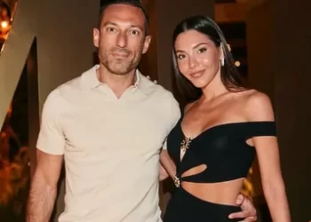 Pelin Uluksar ve Allan Hakko ayrıldı Pelin Uluksar ve Allan Hakko ayrıldı