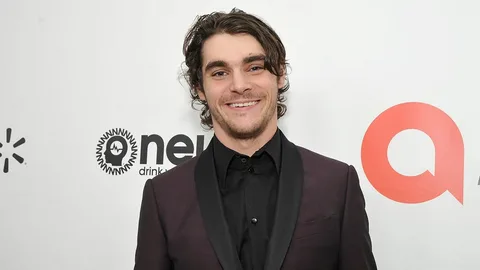 RJ Mitte kimdir? Kaç yaşında ve neden öldü? RJ Mitte kimdir habermeydan