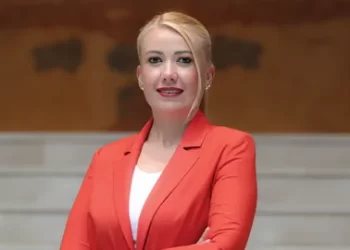 Şeniz Doğan kimdir? Kaç yaşında? Neden gözaltına alındı? Şeniz Doğan kimdir? Kaç yaşında? Neden gözaltına alındı?