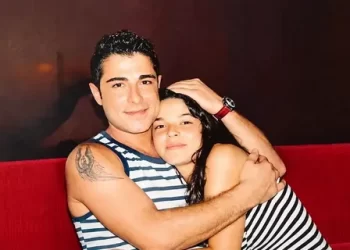 Atilla Taş'ın kızı Sezen Taş kimdir? kaç yaşında öldü? Atilla Taş’ın kızı Sezen Taş kimdir? kaç yaşında öldü?