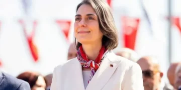 Sinem Dedetaş 90 Gün sonra tahliye edildi Sinem Dedetaş 90 Gün sonra tahliye edildi