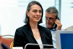 Sinem Dedetaş 90 Gün sonra tahliye edildi Sinem Dedetas 90 Gun sonra tahliye edildi1 habermeydan