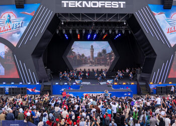 Bakan Kurum’dan TEKNOFEST paylaşımı: “Türkiye’nin geleceği burada”
