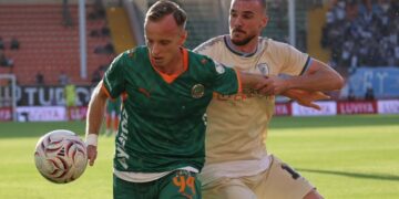 Alanyaspor İle Erzurumspor Puanları Paylaştı!