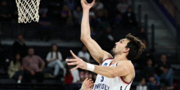Anadolu Efes 85-76 Denizli Basket Anadolu Efes 85-76 Denizli Basket