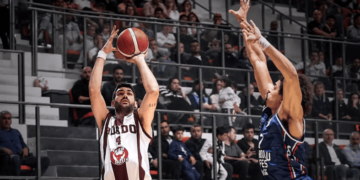 Anadolu Efes, Bandırma'dan Galibiyetle Dönüyor! Anadolu Efes, Bandırma’dan Galibiyetle Dönüyor!