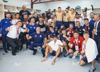 Antalyaspor, Bolu’da, bir attı 3 aldı!