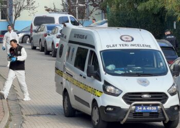 Başakşehir’deki bıçaklı saldırıda saldırgan ile anne ve baba tutuklandı
