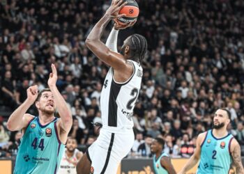 Beşiktaş, Barcelona'ya farklı kaybetti! Beşiktaş, Barcelona’ya farklı kaybetti!