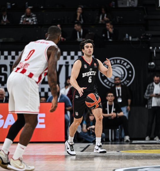 Beşiktaş, Olympiakos'a Evinde Kaybetti! besiktas olympiakosa evinde kaybetti habermeydan e1793220805357
