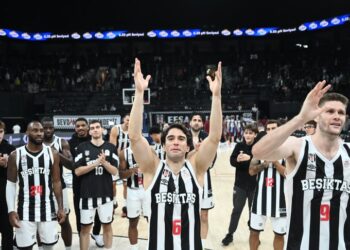 Beşiktaş, Trabzonspor’u 2. Yarıda Devirdi!