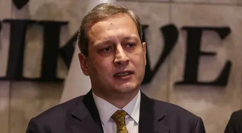 Burak Elmas ve Tuğçe Koç ilk kez el ele görüntülendi burak elmas tugce koc ilkkez el ele goruntulendi habermeydan