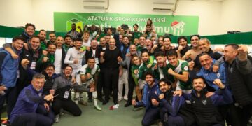 Bursaspor, Pendikspor'u 2 Golle Devirdi! Bursaspor, Pendikspor’u 2 Golle Devirdi!
