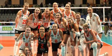 Eczacıbaşı, Nilüfer Belediyespor'u geriden gelerek devirdi! Eczacıbaşı, Nilüfer Belediyespor’u geriden gelerek devirdi!