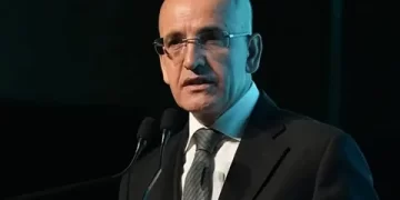 Şimşek’ten ekonomide yeni dönem mesajı: Savunma harcamaları yüzde 229 artacak Şimşek’ten ekonomide yeni dönem mesajı: Savunma harcamaları yüzde 229 artacak