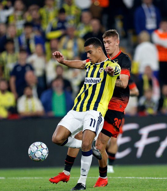 Fenerbahçe İle Slavia Prag Yenişemedi! fenerbahce ile slavia prag yenisemedi habermeydan e1792522506367