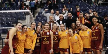 Galatasaray, İstanbul Gençlikspor'u uzatmalarda devirdi! Galatasaray, İstanbul Gençlikspor’u uzatmalarda devirdi!