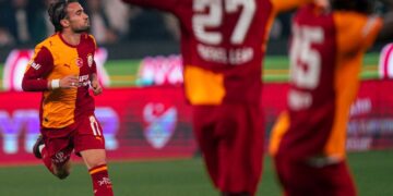 Galatasaray, Konya'da 3 Puanı 4 Golle Aldı! Galatasaray, Konya’da 3 Puanı 4 Golle Aldı!