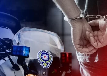 Kara para aklama soruşturmasında 17 şüpheli adliyeye sevk edildi Kara para aklama soruşturmasında 17 şüpheli adliyeye sevk edildi