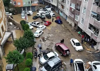 Sel felaketinde üçüncü gün: Can kaybı 4’e yükseldi Sel felaketinde üçüncü gün: Can kaybı 4’e yükseldi