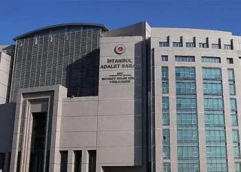 İstanbul merkezli kara para aklama soruşturmasında 3 şüpheliye tutuklama talebi İstanbul merkezli kara para aklama soruşturmasında 3 şüpheliye tutuklama talebi