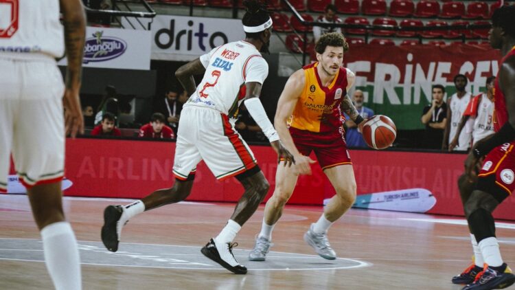 Karşıyaka, Galatasaray'ı Uzatmada Devirdi! karsiyaka galatasarayi uzatmada devirdi habermeydan