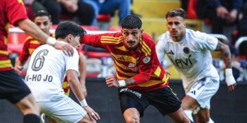 Kayserispor ile Batman Petrolspor Puanları Paylaştı! Kayserispor ile Batman Petrolspor Puanları Paylaştı!